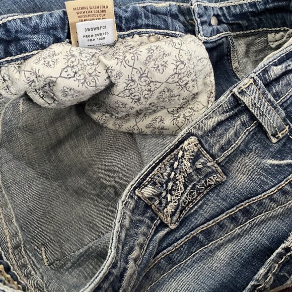 Big Star Sweet Boot Ultra Low Rise Distressed Jeans  Size 29 Stretch - Picture 7 of 7